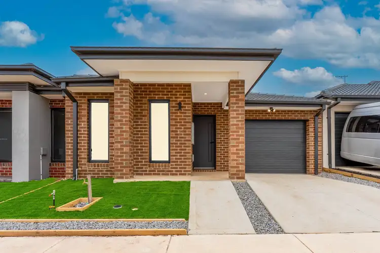 30 Stonneyburn Road, Thornhill Park VIC 3335