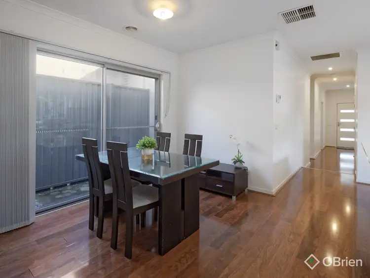 Fifth view of Homely house listing, 2/275a Princes Way, Drouin VIC 3818