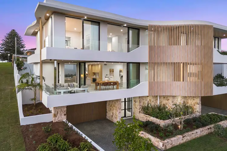 76B Tingira Crescent