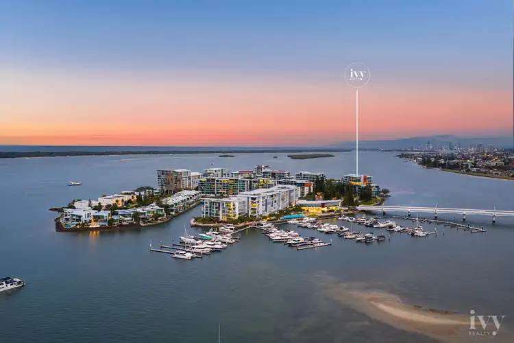 31602/2 Ephraim Island, Paradise Point QLD 4216