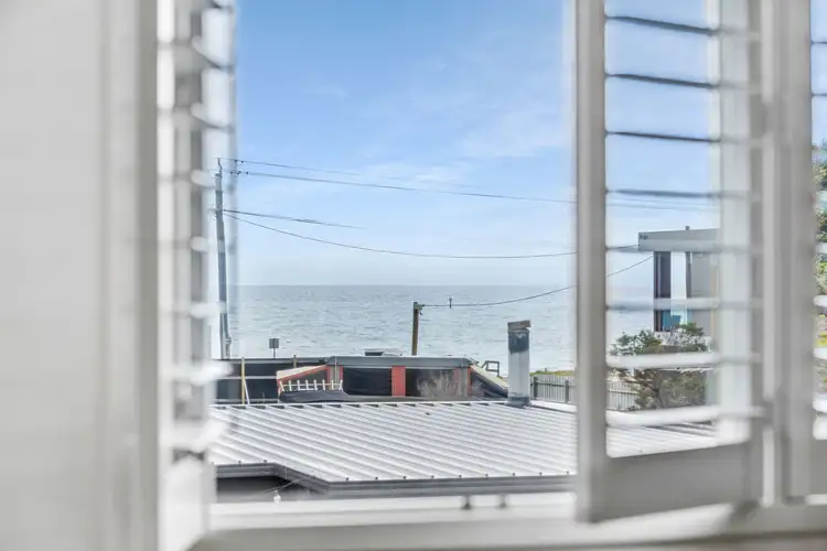 4/231 Dromana Parade, Safety Beach VIC 3936