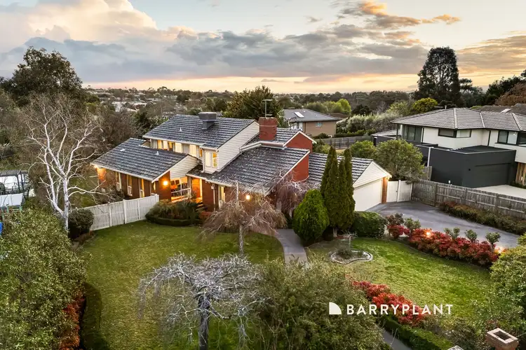 12 Palmerston Road, Lysterfield VIC 3156