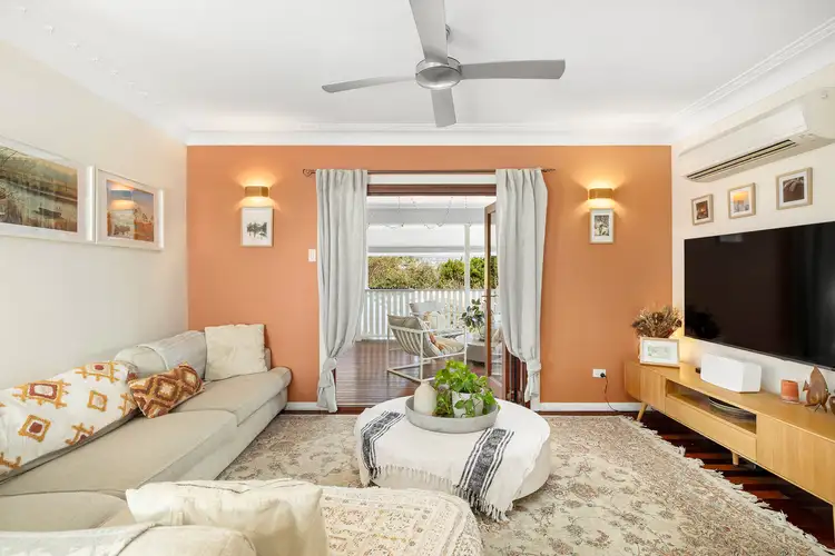 100 Haylock Street, Wynnum QLD 4178