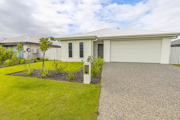 52 Pepperbush Circuit, Mount Low QLD 4818