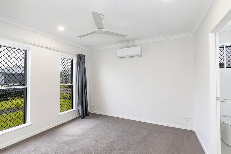 Fourth view of Homely house listing, 52 Pepperbush Circuit, Mount Low QLD 4818