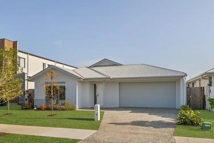 34 Clearwater Street, Newport QLD 4020