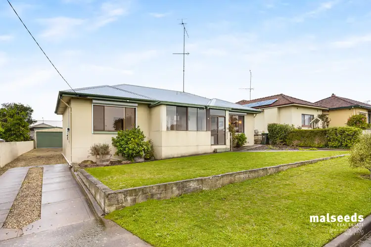 22 Montgomery Avenue, Mount Gambier SA 5290