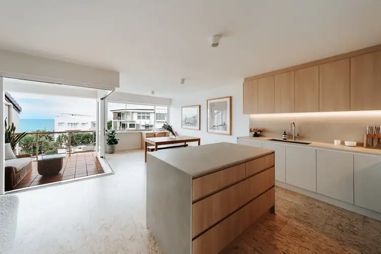 19/91 Coolum Terrace