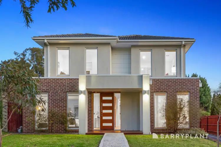 1/11 Attenborough Square