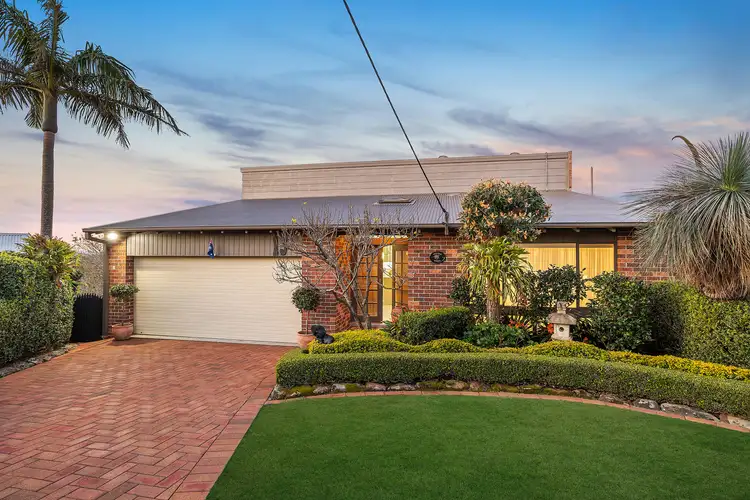 13 Myee Place, Forresters Beach NSW 2260