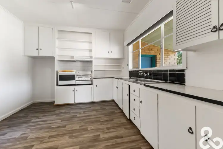 Fifth view of Homely house listing, 7 Suffolk Street, Reservoir VIC 3073