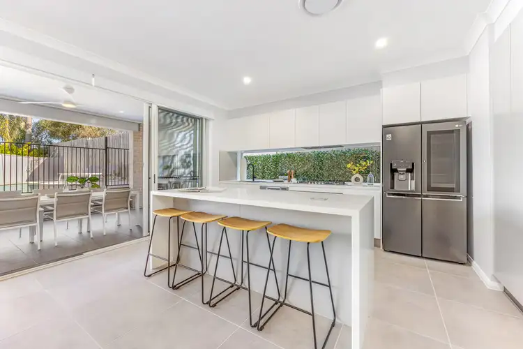 Sixth view of Homely house listing, 5a Carnegie Circuit, Chifley NSW 2036