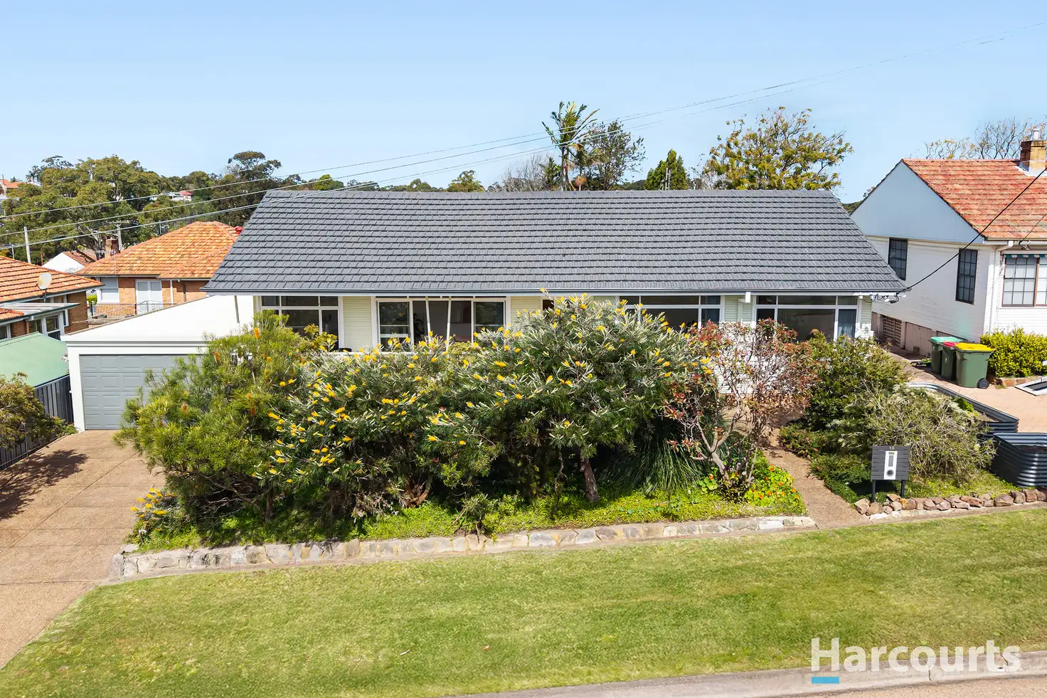 Main view of Homely house listing, 10 Bray Crescent, Garden Suburb NSW 2289