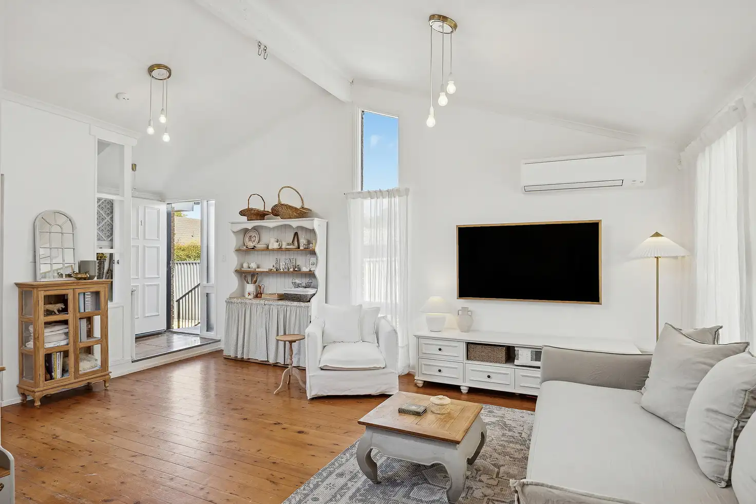 Main view of Homely semi-detached listing, 1/86 The Corso, Gorokan NSW 2263