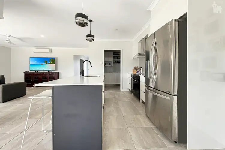 Second view of Homely house listing, 1 Bowie Avenue, Kawungan QLD 4655