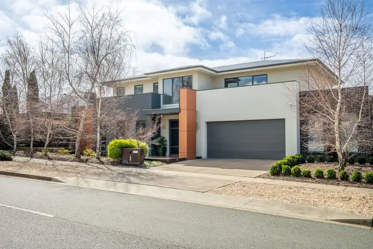 4 Doris Turner Street, Forde ACT 2914