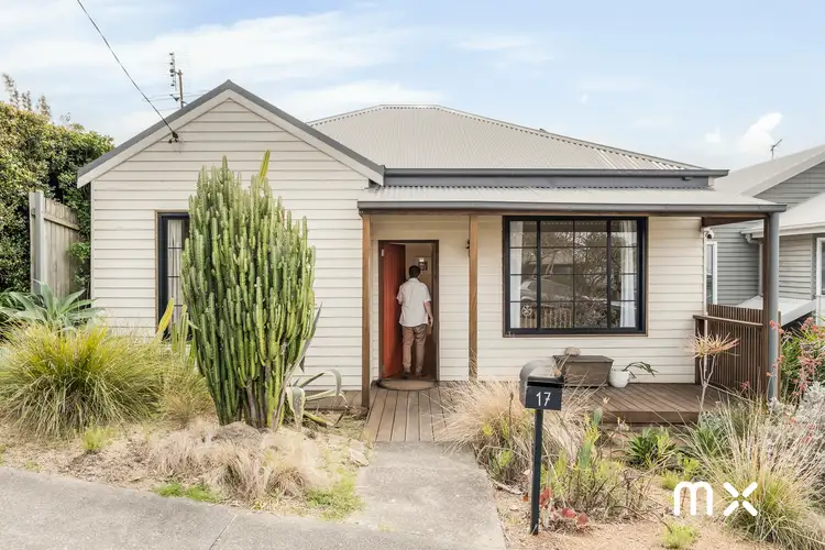 17 Cater Street, Coledale NSW 2515