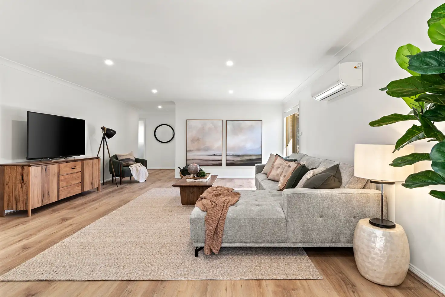 Main view of Homely villa listing, 2/24 Oakwood Street, Sutherland NSW 2232