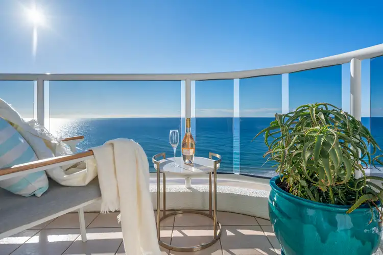 65/59 Pacific Street, Main Beach QLD 4217