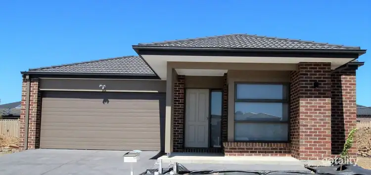 19 Brossard Road, Mickleham VIC 3064