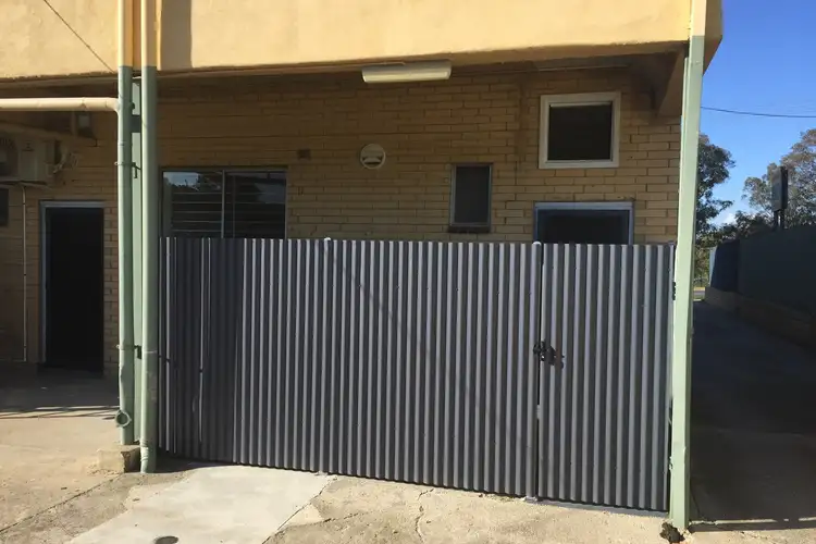 Second view of Homely studio listing, 4a/905 Chenery Street, North Albury NSW 2640