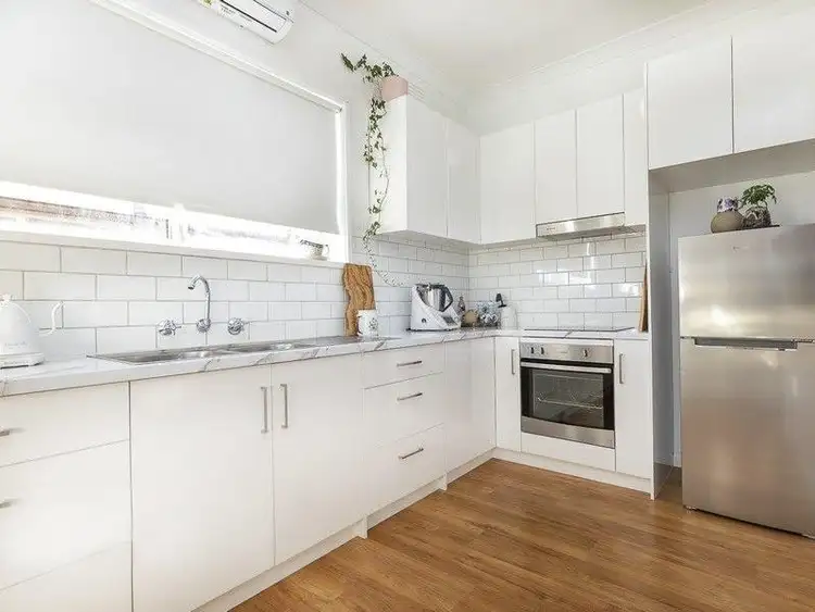 2/10 Carmichael Street, West Footscray VIC 3012
