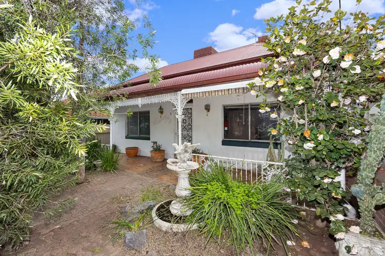 70 Fox Street, Wagga Wagga NSW 2650