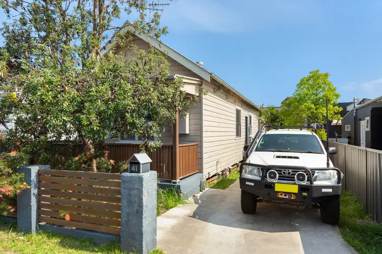 41 Dora Street, Mayfield NSW 2304
