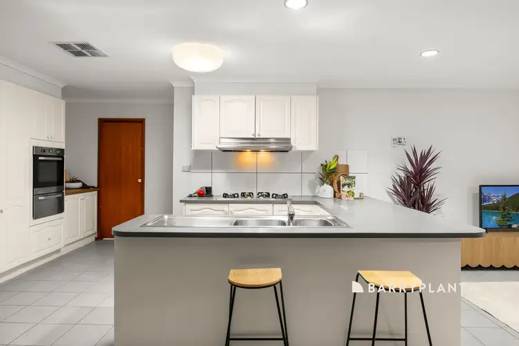 Fifth view of Homely house listing, 7 Escott Grove, Berwick VIC 3806