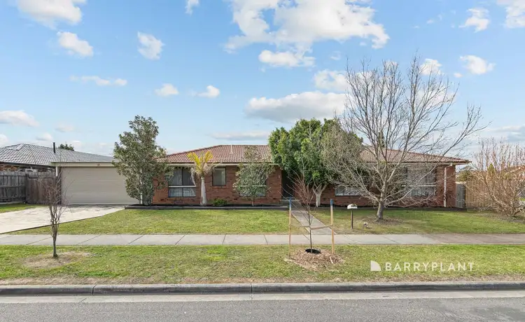 1 Greenacre Crescent, Narre Warren VIC 3805