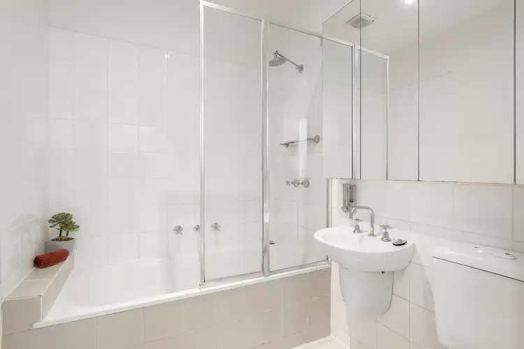 Sixth view of Homely apartment listing, 11/1 Greenfield Drive, Clayton VIC 3168