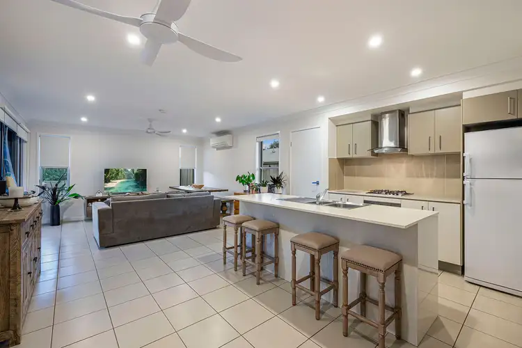 6 Minerva Street, Bli Bli QLD 4560