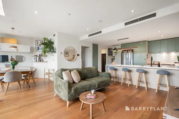 609/8 Waterview Walk