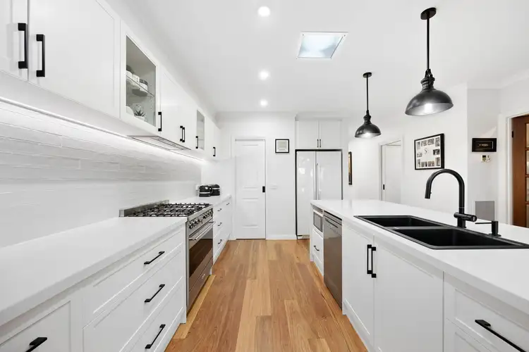 Fifth view of Homely house listing, 5 Whitechapel Way, Sunbury VIC 3429