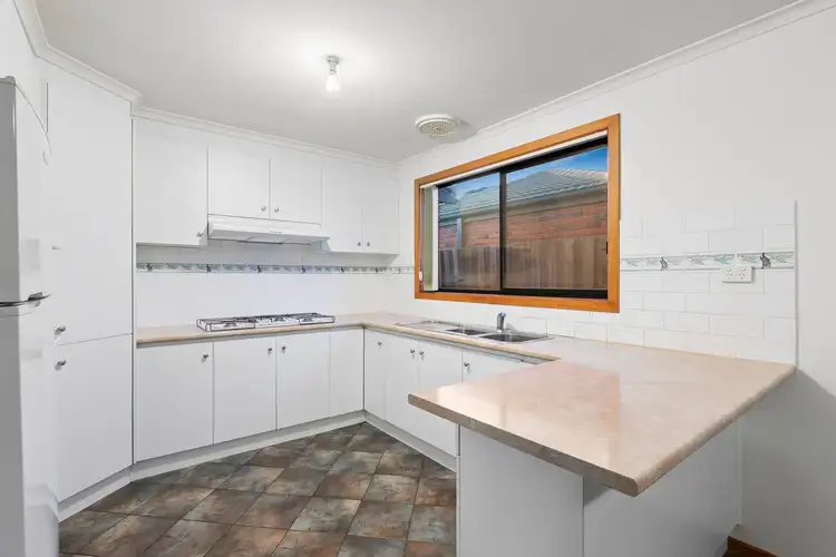 Fifth view of Homely house listing, 5 Walters Court, Altona Meadows VIC 3028