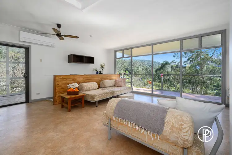 12 Ferntree Avenue, Warburton VIC 3799