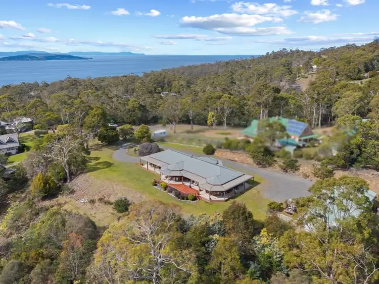 25 Malwood Court, Blackmans Bay TAS 7052