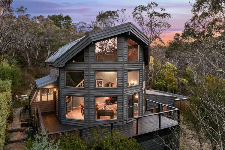 85 Mount Street, Leura NSW 2780