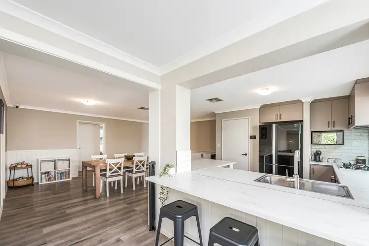 30 Coniston Drive, Ellenbrook WA 6069