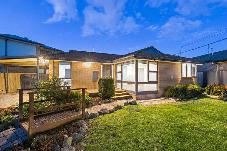 116 Mcintyre Drive, Altona VIC 3018