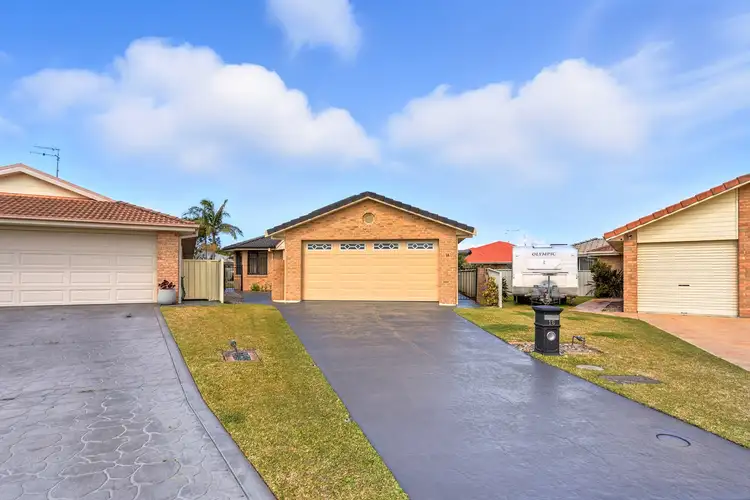 16 Serrata Court, Tuncurry NSW 2428