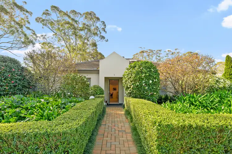 1/2 Canberra Avenue, Turramurra NSW 2074