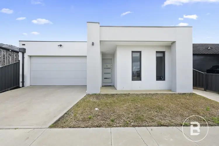 33 Mia Street, Alfredton VIC 3350