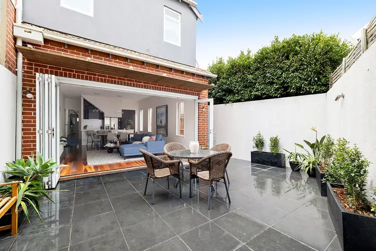 52 Glen Huntly Road, Elwood VIC 3184