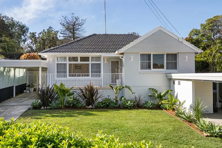 15 Erang Ave, Kirrawee NSW 2232
