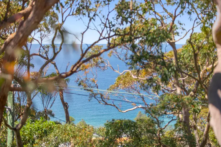 Fifth view of Homely house listing, 2 The Outlook, Bilgola Plateau NSW 2107