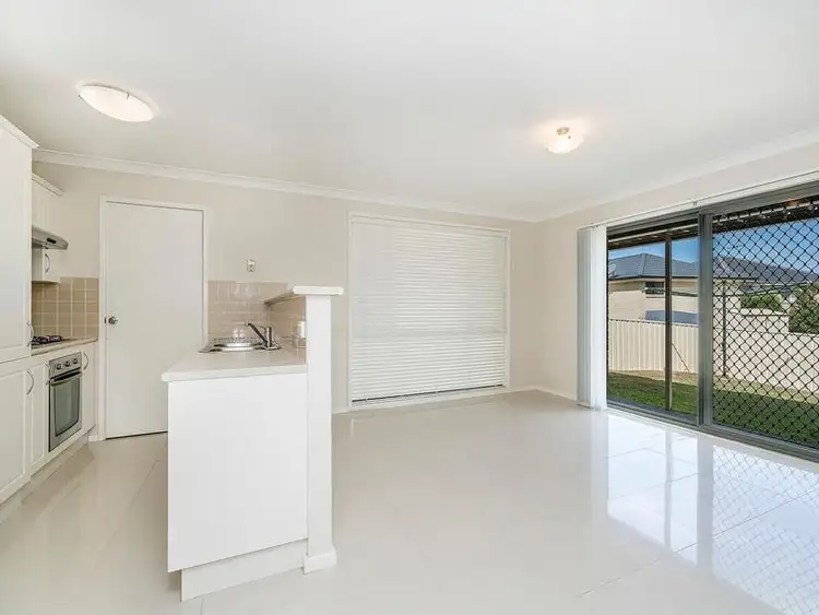 Fourth view of Homely semi-detached listing, 8 Araminta Chase, Cameron Park NSW 2285