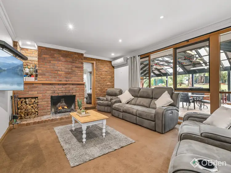 8 Hakea Place, Rowville VIC 3178