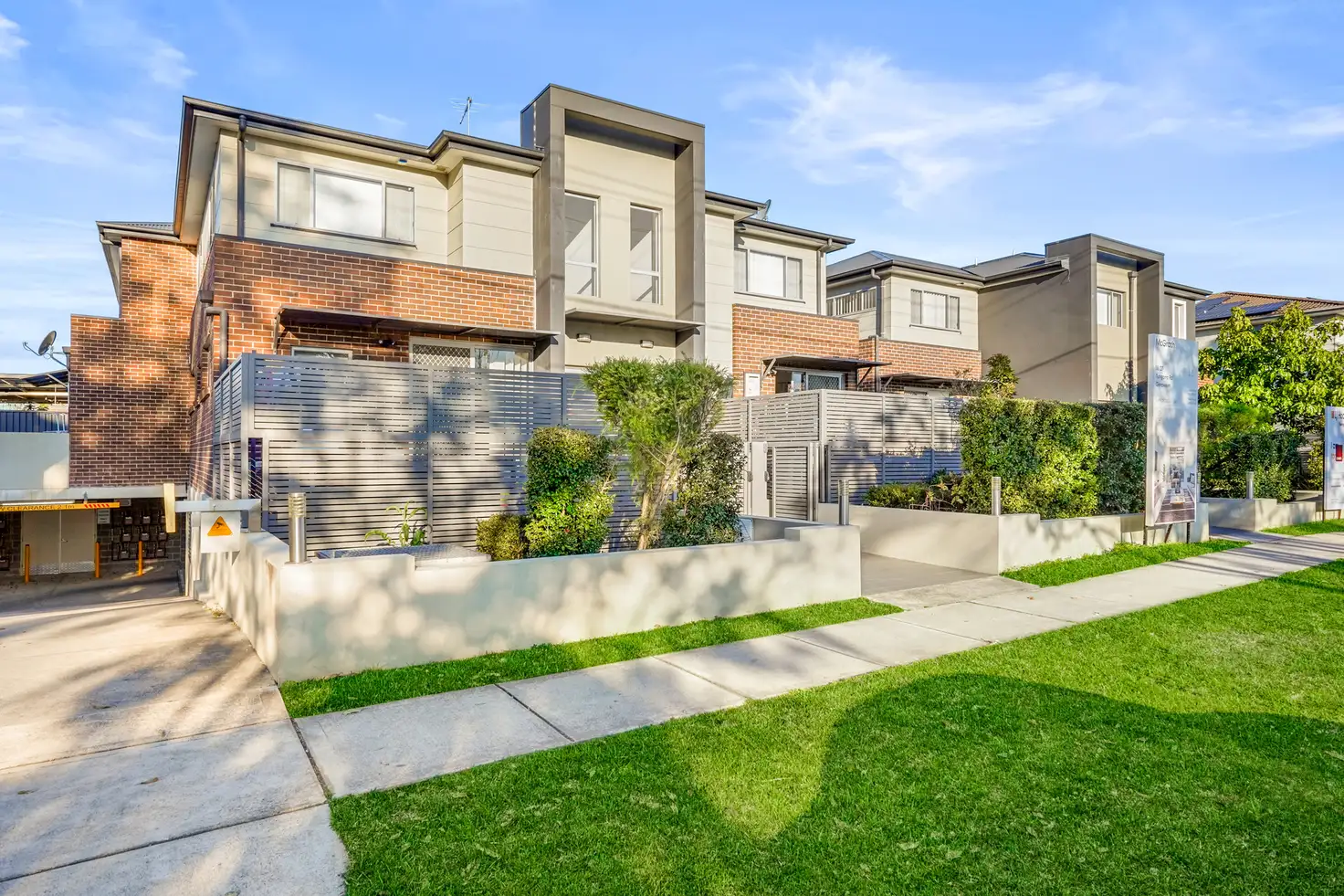 Main view of Homely townhouse listing, 8/27 Tungarra Road, Girraween NSW 2145