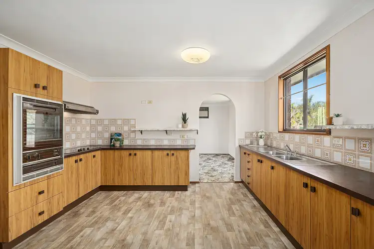 10 Ansell Close, Chittaway Point NSW 2261